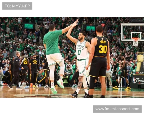 凯尔特人阵容重整，鲁尼或迎新重任，再创辉煌的足球传奇