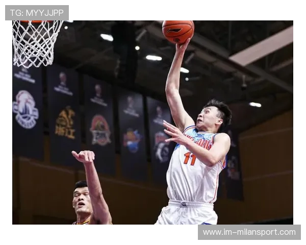 太阳内线勾手成比赛胜利关键